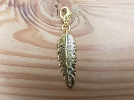 Clip &#039;Feathercharm large&#039; Gold