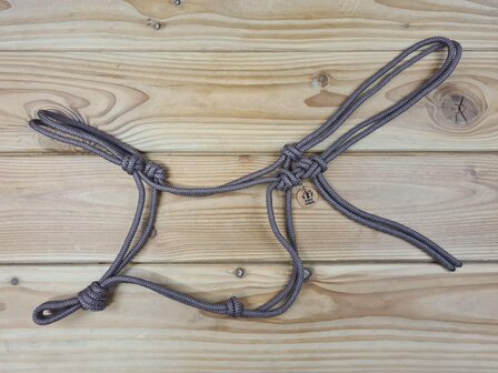 Horse Charms Ropehalter Basic &#039;Natural Brown&#039;