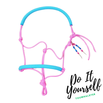 DIY set &#039;Make your own ropehalter&#039;