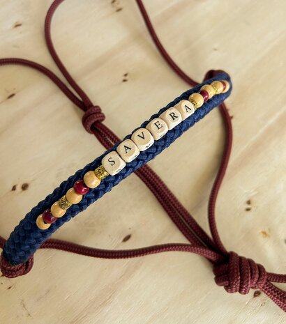 Touwhalster &quot;Wooden Name&quot;
