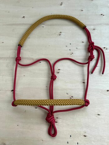 Touwhalster zacht neus en kopstuk | COB | Framboos met caramel