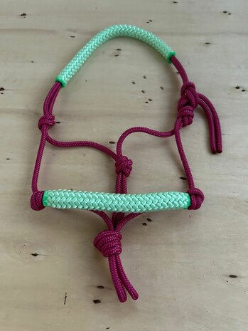 Touwhalster zacht neus en kopstuk| MINI | Cranberry met mint