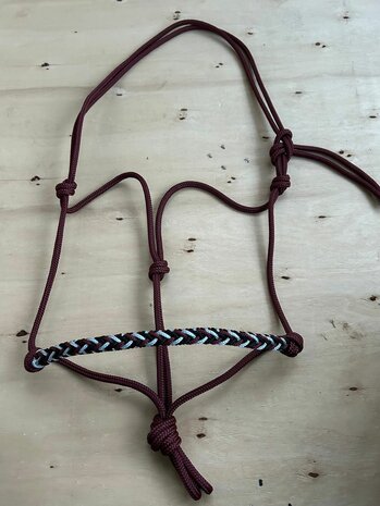 Touwhalster "cherokee" | COB | Bordeauxrood met bordeauxrood/zilver/zwart